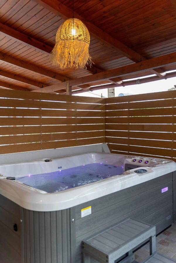 Villa Venetia With Jacuzzi Lambini Ngoại thất bức ảnh